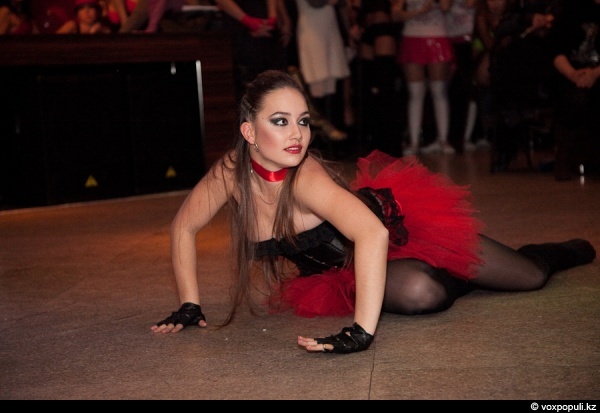 Dance Lady Dance Lady