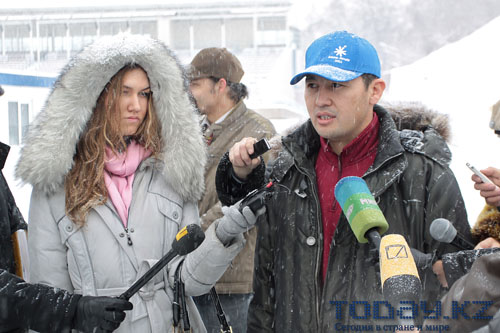 По улицам огонь носили По улицам огонь носили