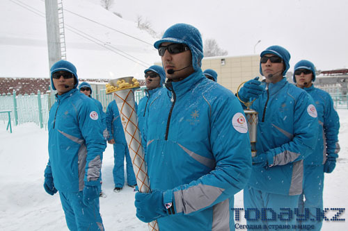 По улицам огонь носили По улицам огонь носили