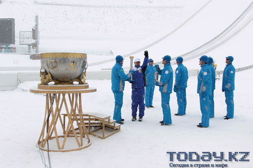 По улицам огонь носили По улицам огонь носили