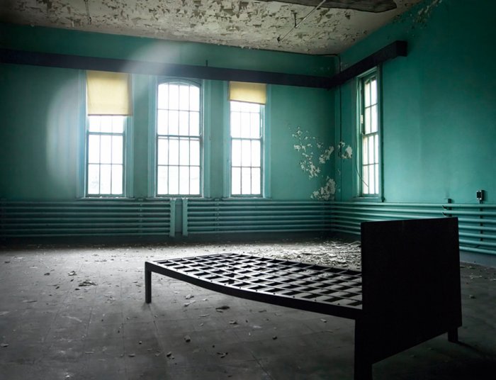 Женское психиатрическое отделение Ward 81 Женское психиатрическое отделение Ward 81